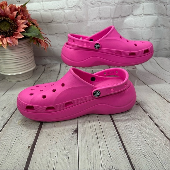 CROCS iconic comfort Bold Pink Platform Clogs sz 10 womens casual outdoor - Picture 3 of 6